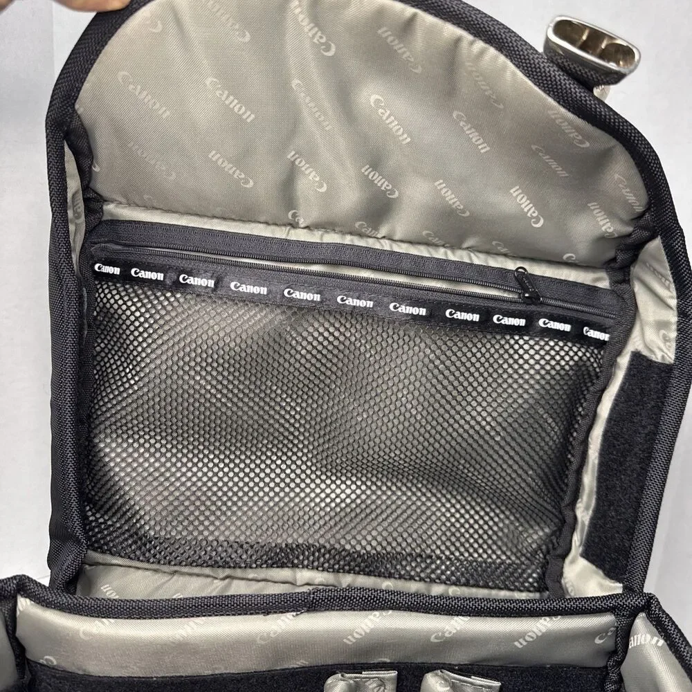Canon 200DG Digital Gadget Camera Bag - Black